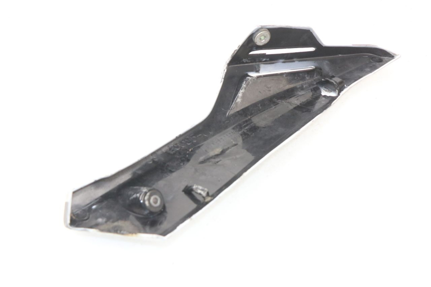 photo de UNTERBODEN LINKS YAMAHA FZ8 800 (2010 - 2016) - Detailansicht des Bauteils