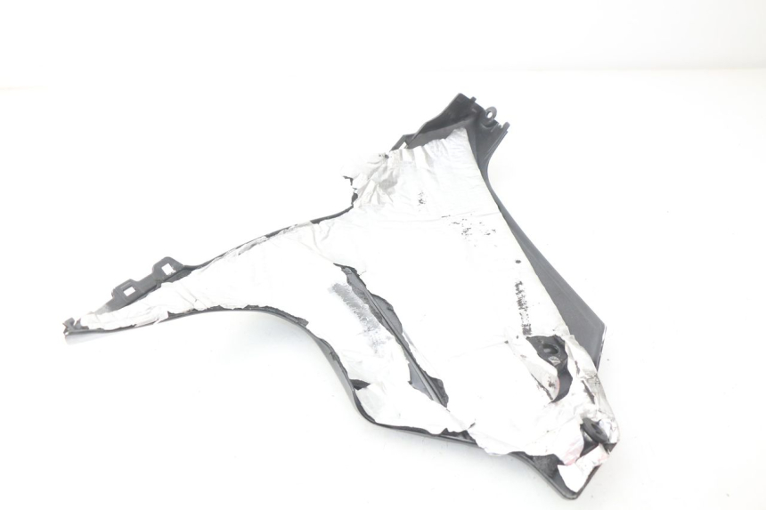 photo de UNTERBODEN LINKS SUZUKI GSX-R GSXR 750 (2011 - 2016) - Detailansicht des Bauteils