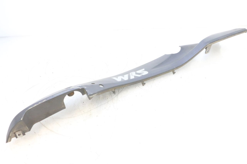 photo de UNTERBODEN LINKS SYM GTS EVO 125 (2009 - 2013) - Details der Befestigungspunkte