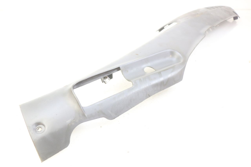 photo de LINKER UNTERE SEITENVERKLEIDUNG PIAGGIO HEXAGON 2T 125 (1994 - 1998) - Detailansicht des Bauteils