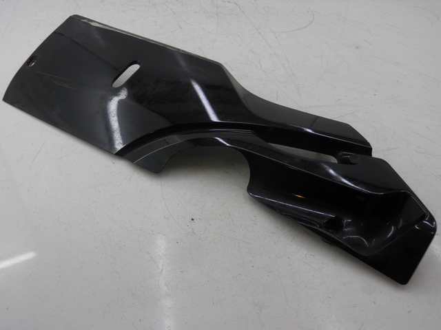 photo de UNTERBODEN LINKS HONDA FES PANTHEON 125 (2003 - 2007) - Hauptansicht