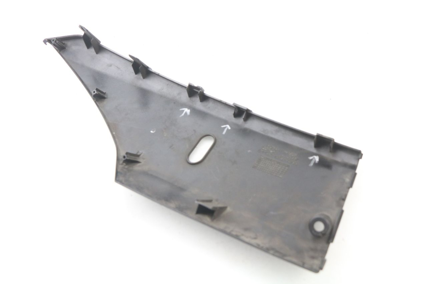 photo de UNTERBODEN LINKS HONDA FES S-WING SWING 125 (2007 - 2015) - Technische Nahaufnahme