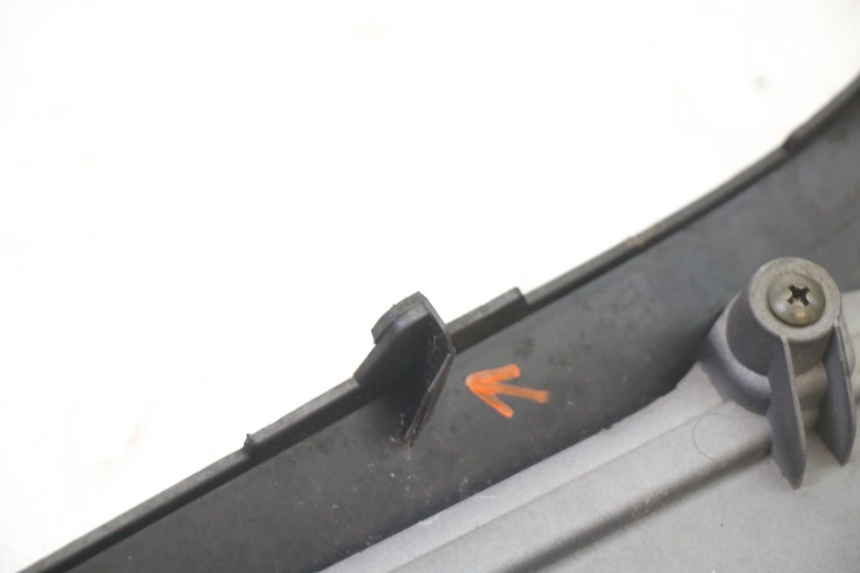 photo de LINKER UNTERE SEITENVERKLEIDUNG SYM JET 14 4T 50 (2018 - 2022) - Oberflächenzustand und Material