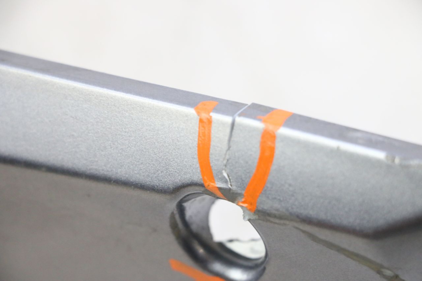 photo de UNTERBODEN LINKS SYM JOYMAX 125 (2010 - 2017) - Gesamtansicht des Produkts