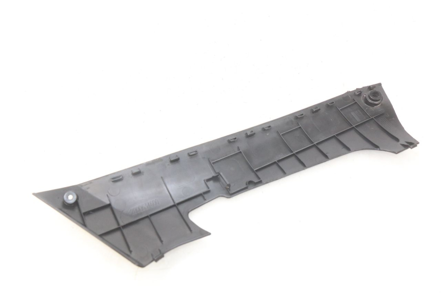 photo de LINKER UNTERE SEITENVERKLEIDUNG PEUGEOT KISBEE 2T 50 (2010 - 2017) - Technische Nahaufnahme