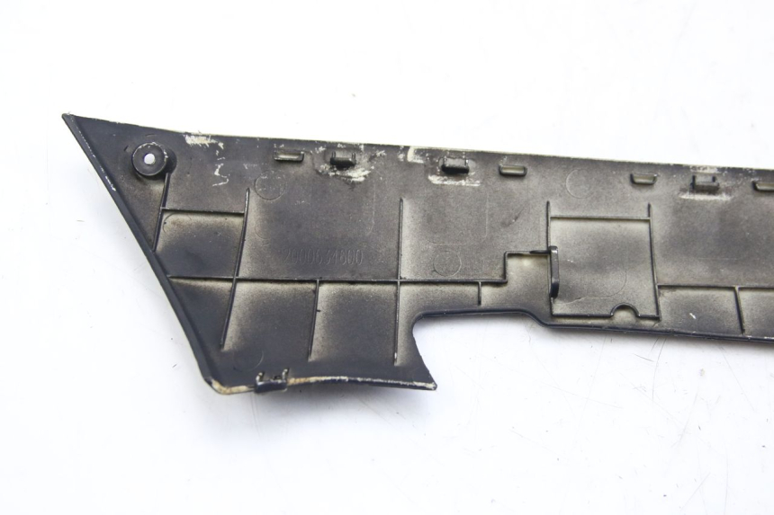 photo de LINKER UNTERE SEITENVERKLEIDUNG PEUGEOT KISBEE 2T 50 (2018 - 2022) - Gesamtansicht des Produkts