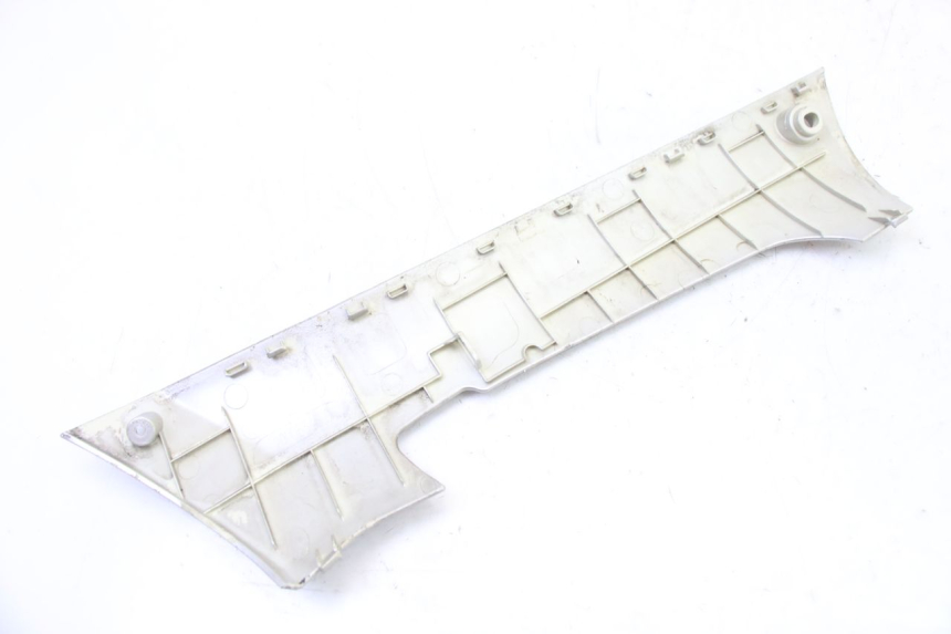 photo de LINKER UNTERE SEITENVERKLEIDUNG PEUGEOT KISBEE 4T 50 (2018 - 2022) - Alternative Perspektive