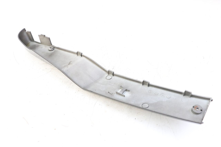 photo de UNTERBODEN LINKS KYMCO PEOPLE S 125 (2000 - 2008) - Detailansicht des Bauteils