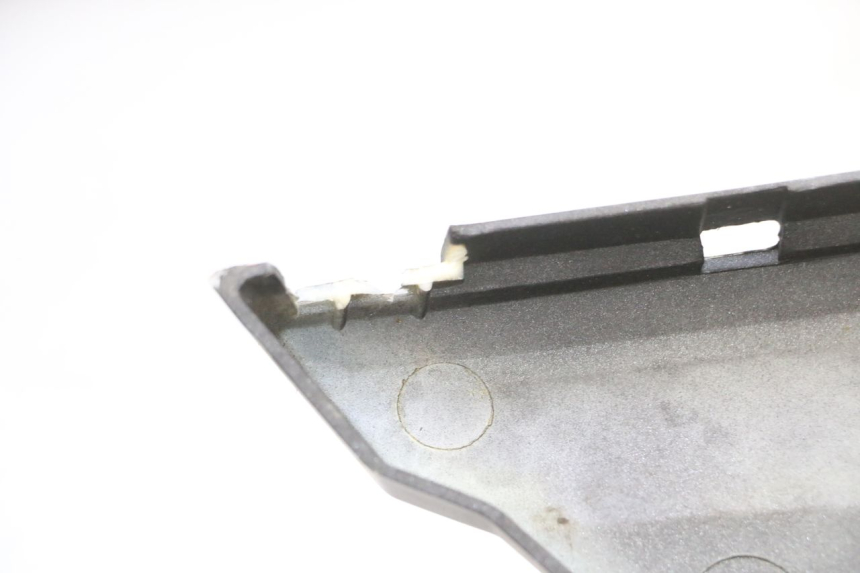 photo de UNTERBODEN LINKS KEEWAY MATRIX RX9 125 (2006 - 2007) - Details der Befestigungspunkte