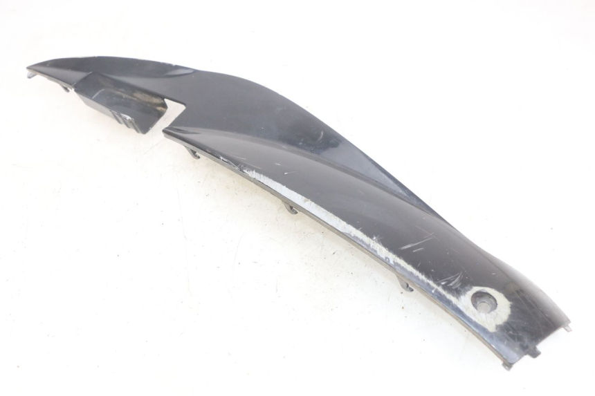 photo de LINKER UNTERE SCHWELLER SYM MIO 50 (2011 - 2017) - Details der Befestigungspunkte