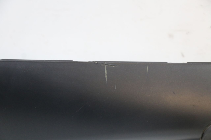 photo de UNTERBODEN LINKS PIAGGIO MP3 HPE 350 (2018 - 2020) - Zoom auf Gebrauchszustand