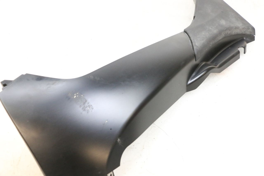 photo de UNTERBODEN LINKS PIAGGIO MP3 HPE 350 (2018 - 2020) - Zoom auf Gebrauchszustand