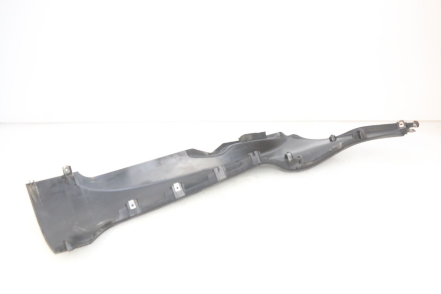 photo de LINKER UNTERE SEITENVERKLEIDUNG PIAGGIO MP3 LT 300 (2010 - 2016) - Technische Nahaufnahme