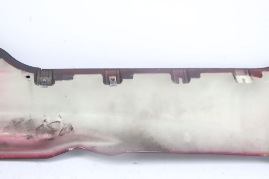 photo de LINKER UNTERE SEITENVERKLEIDUNG PIAGGIO MP3 125 (2006 - 2014) - Oberflächenzustand und Material