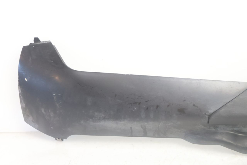 photo de UNTERBODEN LINKS PIAGGIO MP3 500 (2016 - 2018) - Detailansicht des Bauteils