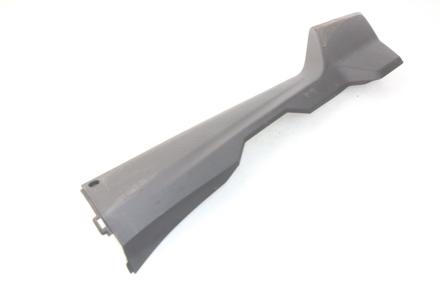 photo de LINKER UNTERE SCHWELLER SYM ORBIT III 3 4T 50 (2018 - 2021) - Oberflächenzustand und Material