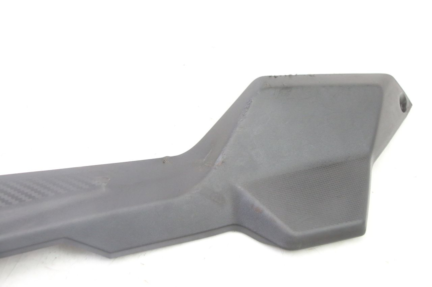 photo de UNTERBODEN LINKS SYM ORBIT III 3 4T 50 (2021 - 2025) - Zoom auf Gebrauchszustand