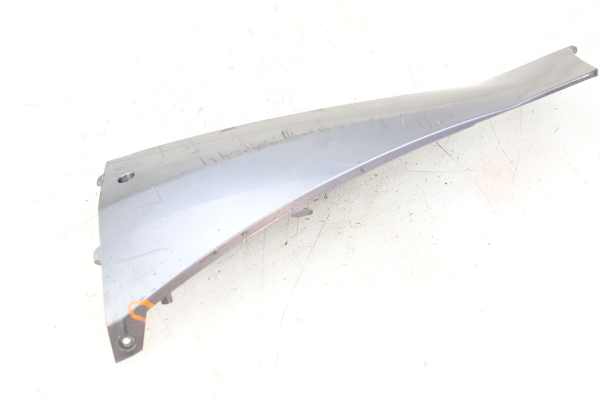 photo de UNTERBODEN LINKS PEUGEOT BELVILLE 125 (2017 - 2021) - Weitere Ansicht des Artikels