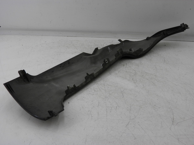 photo de UNTERBODEN LINKS PIAGGIO MP3 RL 125 (2006 - 2014) - Detailansicht des Bauteils