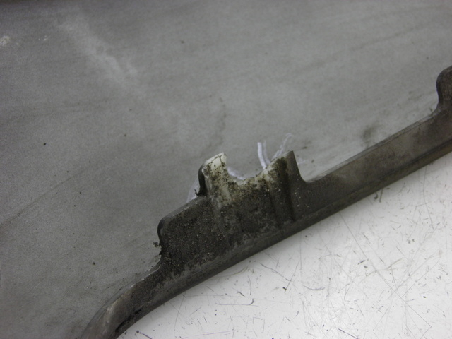 photo de UNTERBODEN LINKS PIAGGIO MP3 RL 125 (2006 - 2014) - Technische Nahaufnahme