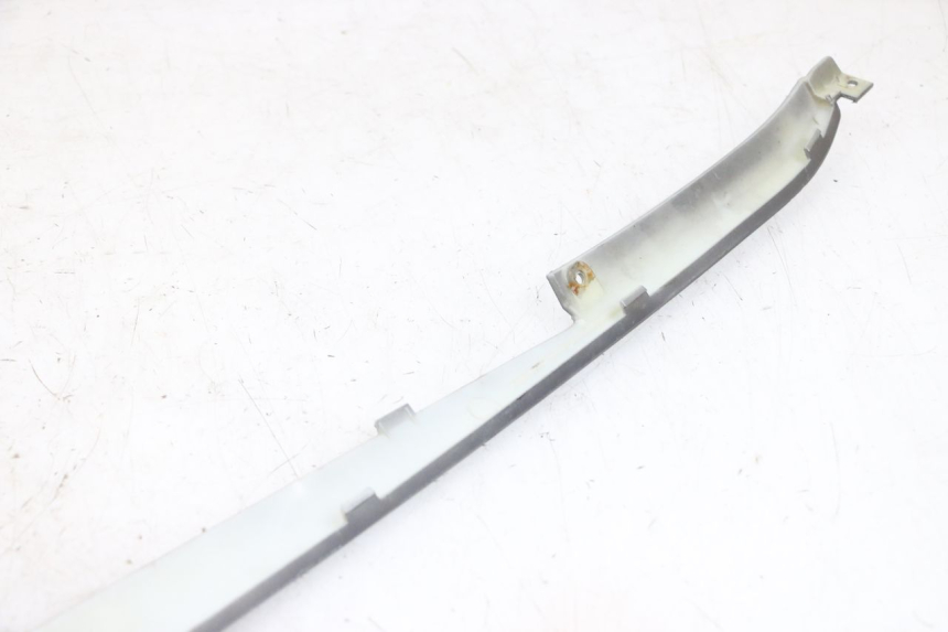 photo de UNTERBODEN LINKS EFUN PUSA 1 - Zoom auf Gebrauchszustand