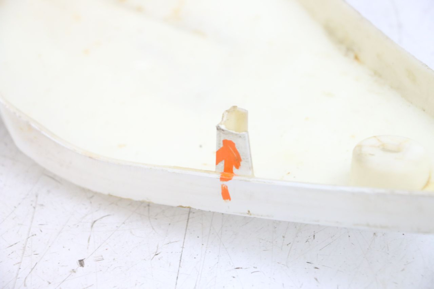 photo de Unterboden links EUROCKA R8 4T 50 (2013 - 2022) - Oberflächenzustand und Material