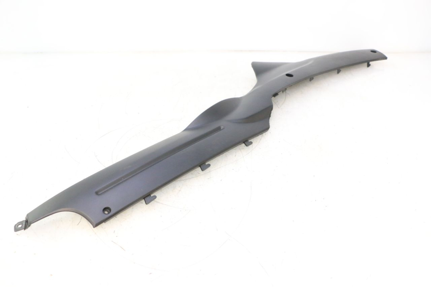 photo de LINKER UNTERE SEITENVERKLEIDUNG TNT MOTOR ROMA 10' 2T 50 (2011 - 2018) - Oberflächenzustand und Material