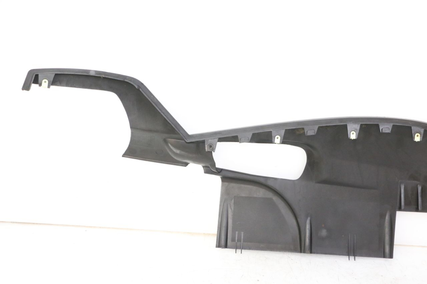 photo de UNTERBODEN LINKS PEUGEOT SATELIS COMPRESSOR K15 125 (2006 - 2009) - Zoom auf Gebrauchszustand