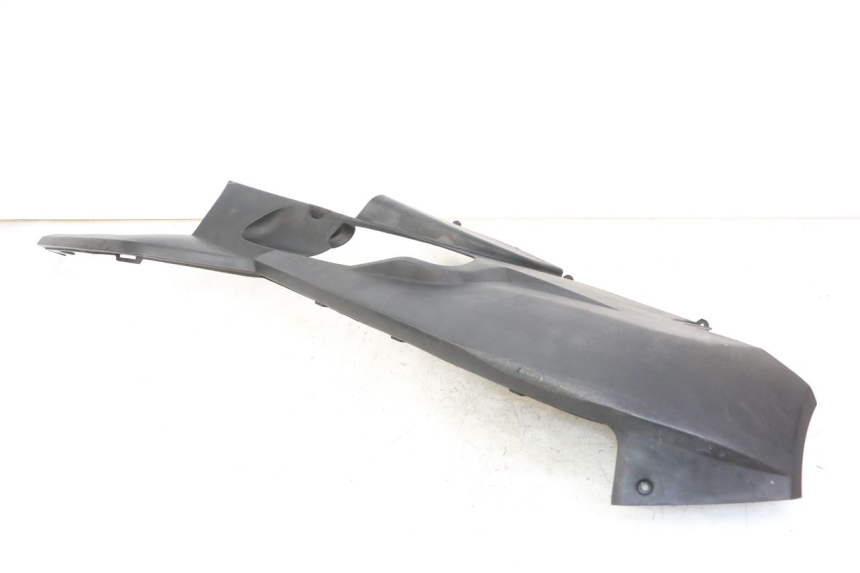 photo de UNTERBODEN LINKS PEUGEOT SATELIS COMPRESSOR K15 125 (2006 - 2009) - Oberflächenzustand und Material