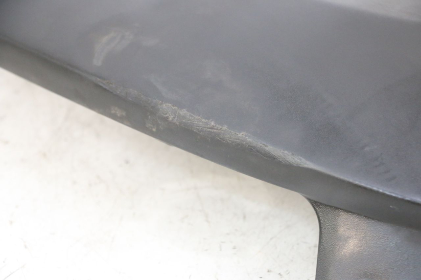 photo de UNTERBODEN LINKS PEUGEOT SATELIS COMPRESSOR K15 125 (2006 - 2009) - Charakteristische Merkmale