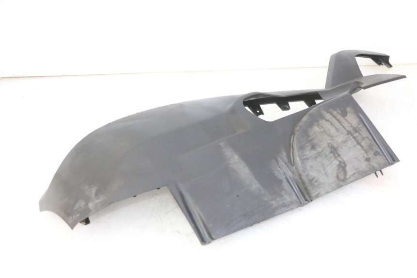 photo de UNTERBODEN LINKS PEUGEOT SATELIS COMPRESSOR K15 125 (2006 - 2009) - Zoom auf Komponenten