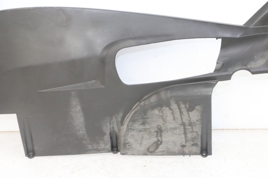 photo de UNTERBODEN LINKS PEUGEOT SATELIS COMPRESSOR K15 125 (2006 - 2009) - Hochauflösende Nahaufnahme