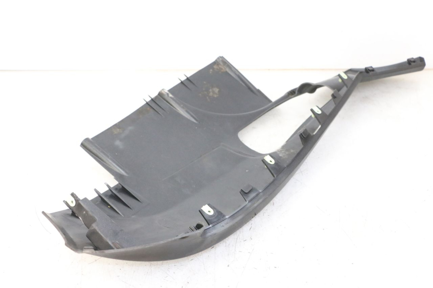 photo de UNTERBODEN LINKS PEUGEOT SATELIS 125 (2013 - 2018) - Detailansicht des Bauteils
