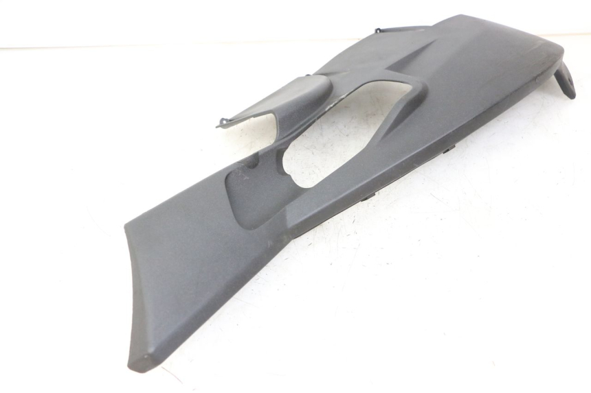 photo de UNTERBODEN LINKS PEUGEOT SATELIS 125 (2013 - 2018) - Technische Nahaufnahme