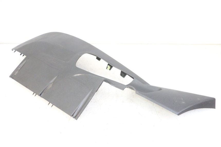 photo de UNTERBODEN LINKS PEUGEOT SATELIS 125 (2013 - 2018) - Zoom auf Gebrauchszustand