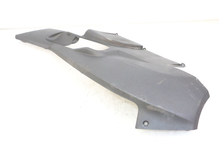 photo de UNTERBODEN LINKS PEUGEOT SATELIS 125 (2013 - 2018) - Technische Nahaufnahme