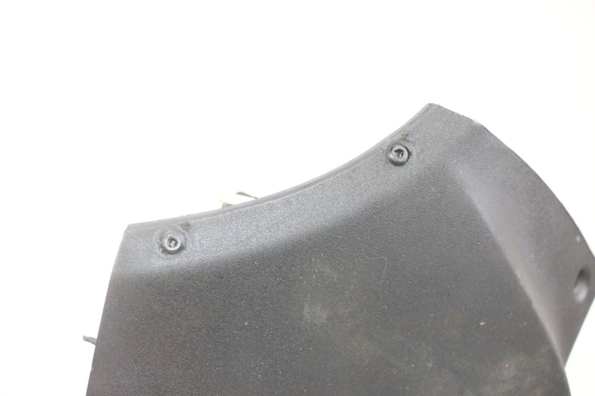 photo de UNTERBODEN LINKS PEUGEOT SATELIS 125 (2013 - 2018) - Zoom auf Gebrauchszustand