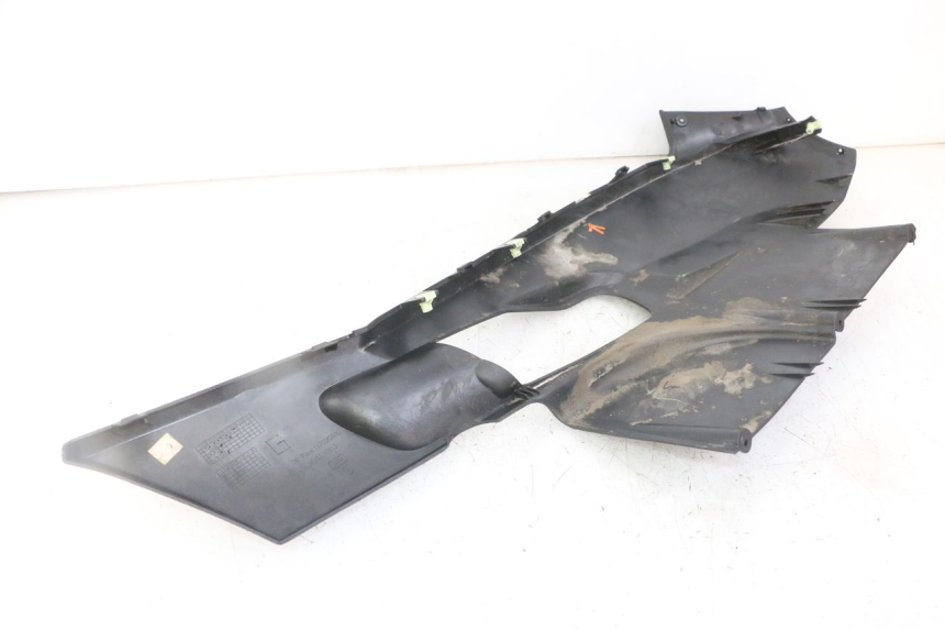 photo de UNTERBODEN LINKS PEUGEOT SATELIS 125 (2013 - 2018) - Gesamtansicht des Produkts