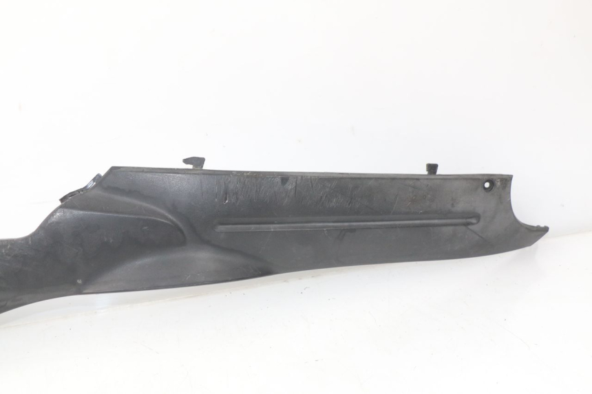 photo de UNTERBODEN LINKS FYM STRADA 50 (2007 - 2014) - Oberflächenzustand und Material