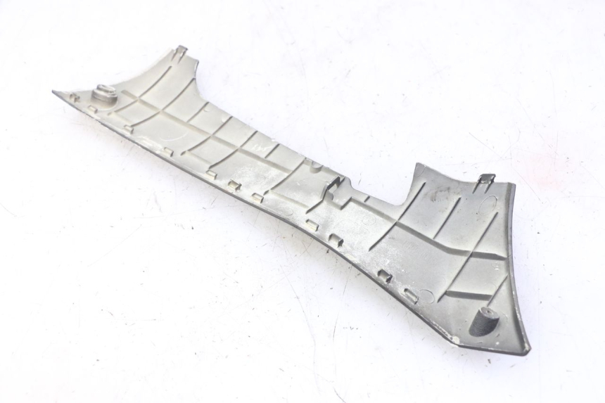 photo de UNTERBODEN LINKS PEUGEOT STREETZONE I NAKED 2T 50 (2018 - 2020) - Alternative Perspektive