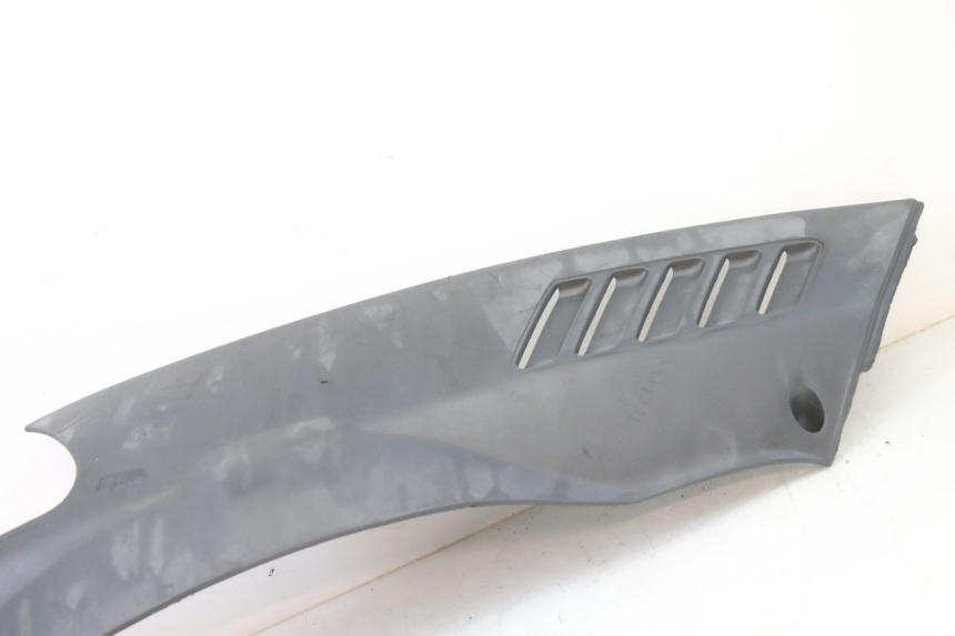 photo de UNTERBODEN LINKS PIAGGIO SUPER LX 125 (2000 - 2003) - Zoom auf Gebrauchszustand