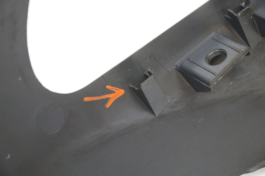 photo de UNTERBODEN LINKS PIAGGIO SUPER LX 125 (2000 - 2003) - Geprüftes Gebrauchtteil