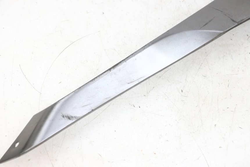 photo de UNTERBODEN LINKS YAMAHA TRICITY 300 (2020 - 2024) - Weitere Ansicht des Artikels