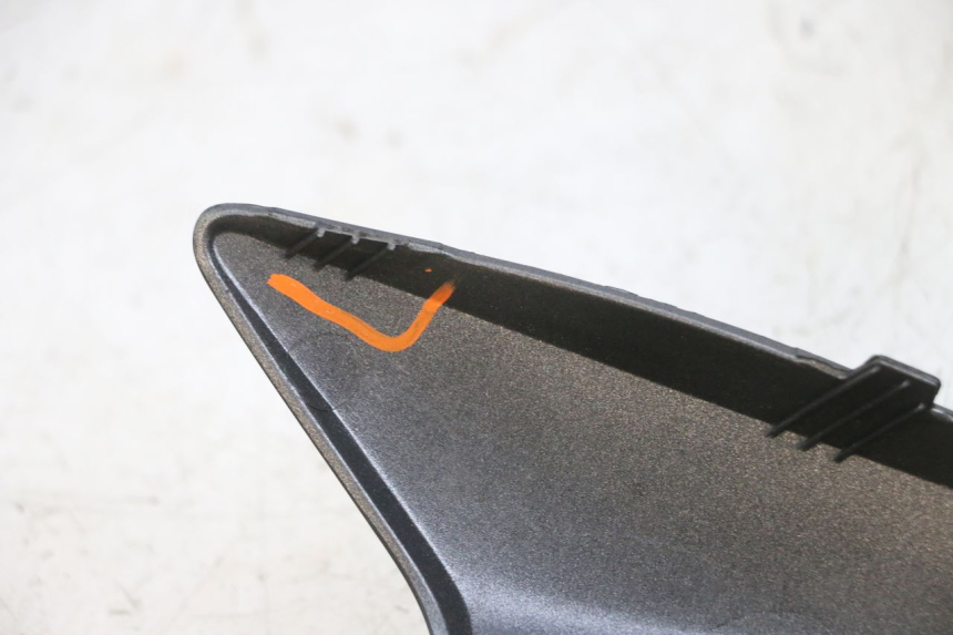 photo de UNTERBODEN LINKS YAMAHA TRICITY 300 (2020 - 2024) - Zoom auf Gebrauchszustand