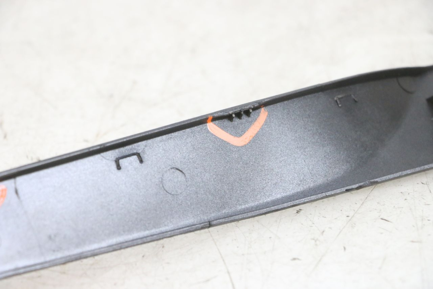 photo de UNTERBODEN LINKS YAMAHA TRICITY 300 (2020 - 2024) - Gesamtansicht des Produkts