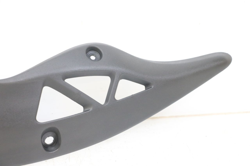 photo de LINKER UNTERE SEITENVERKLEIDUNG KAWASAKI VERSYS ABS 650 (2015 - 2018) - Details der Befestigungspunkte