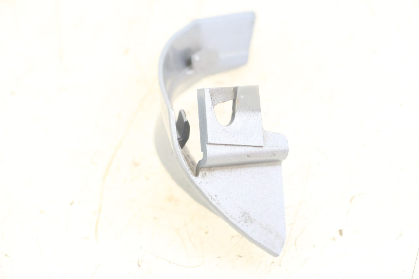 photo de UNTERBODEN LINKS PIAGGIO VESPA PRIMAVERA 4T 50 (2021 - 2024) - Zoom auf Gebrauchszustand