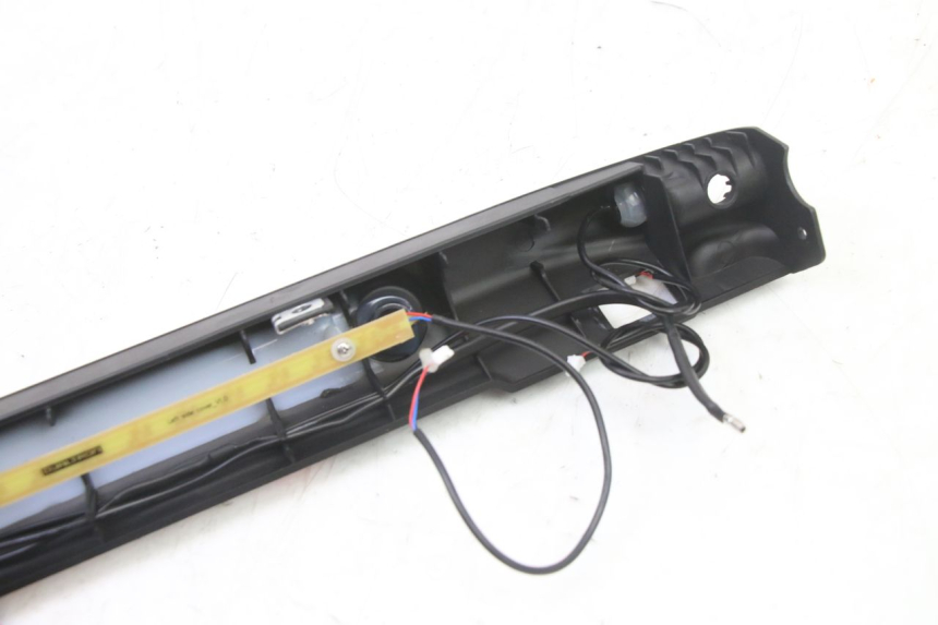 photo de LINKS UNTERE KAROSSERIE DUALTRON VICTOR LIMITED 1 - Weitere Ansicht des Artikels