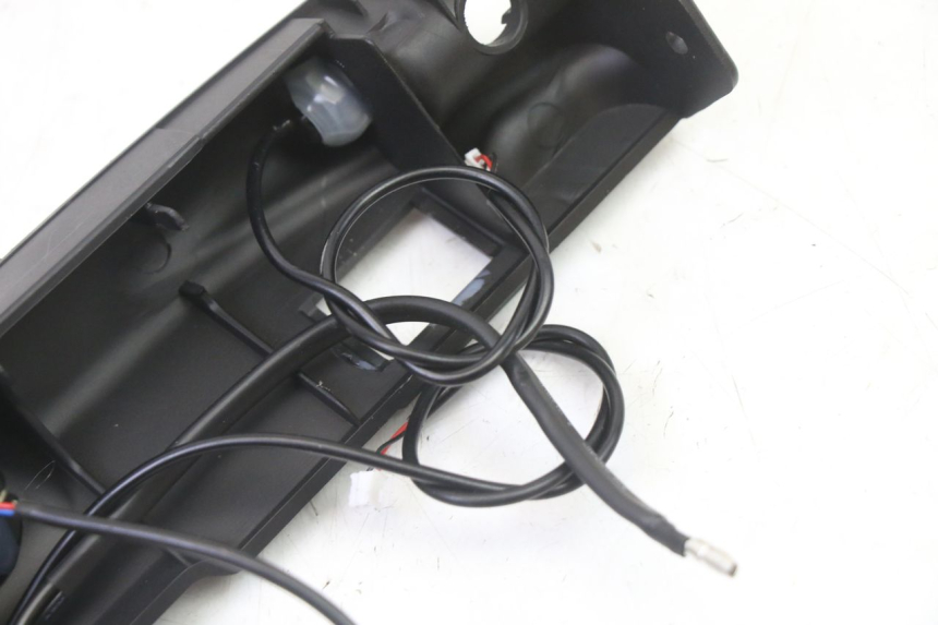 photo de LINKS UNTERE KAROSSERIE DUALTRON VICTOR LIMITED 1 - Hochauflösende Nahaufnahme