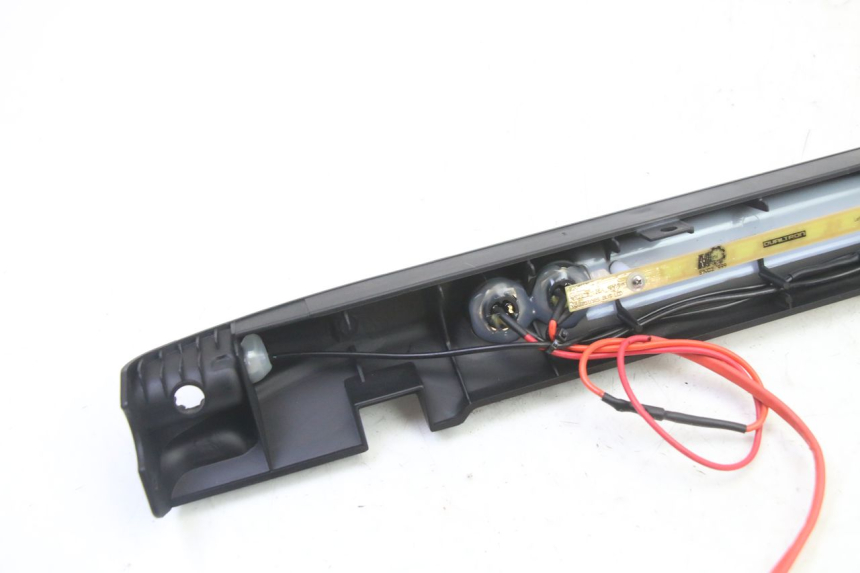 photo de LINKS UNTERE KAROSSERIE DUALTRON VICTOR LIMITED 1 - Kennzeichnungen und Originalreferenzen